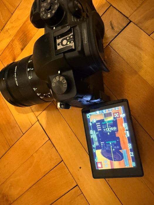 Panasonic GH5 cu obiectiv 12-60 f2.8-4