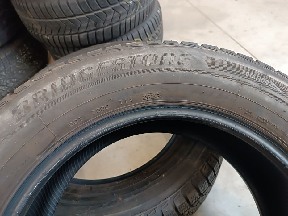 2buc Anvelope iarna 235 60 18 Bridgestone dot2023