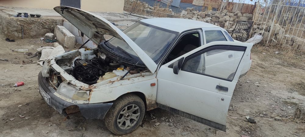 Продам Ваз 2110 срочно