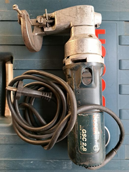 Scule electrice de vânzare