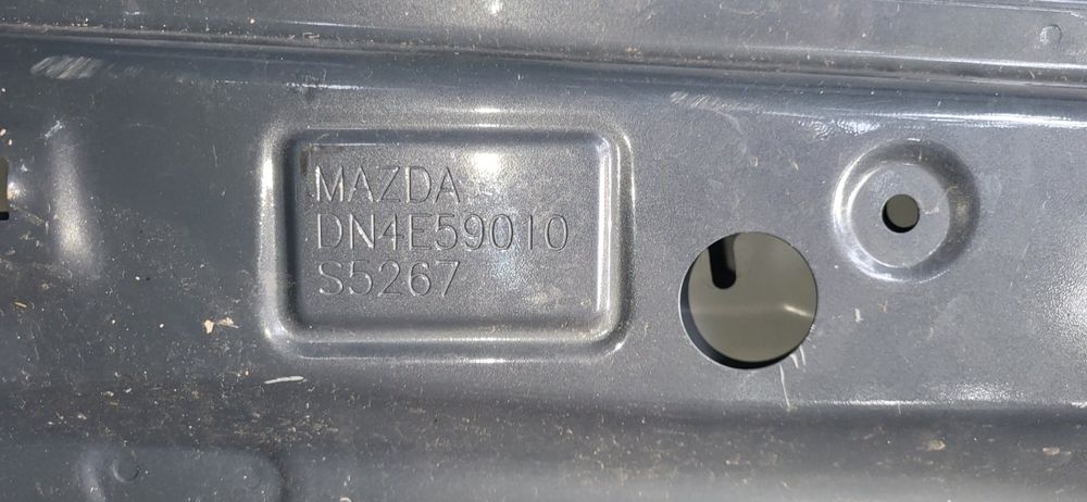 Предна лява врата за Mazda MX 30