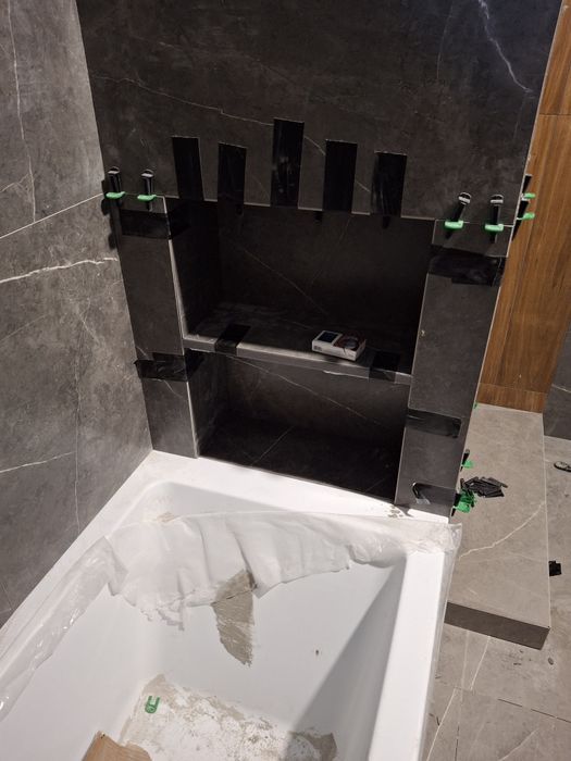 Кафельщик. Укладка плитки