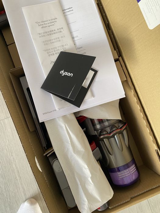 продам Dyson пылесос