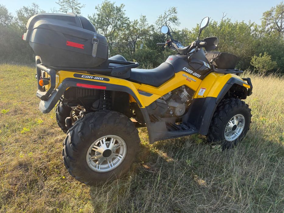 CAN AM  Outlander 800R