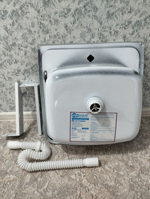 Новую раковину с гофрой