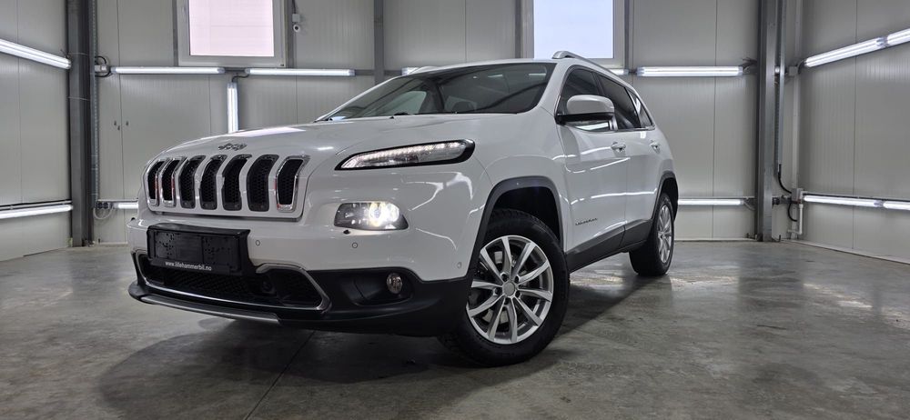 Jeep Cherokee Recent Importată, fără parcurs în România Preț Negociabil !!!