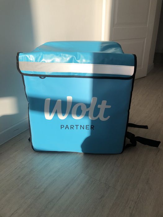 срочно продам термосумку wolt