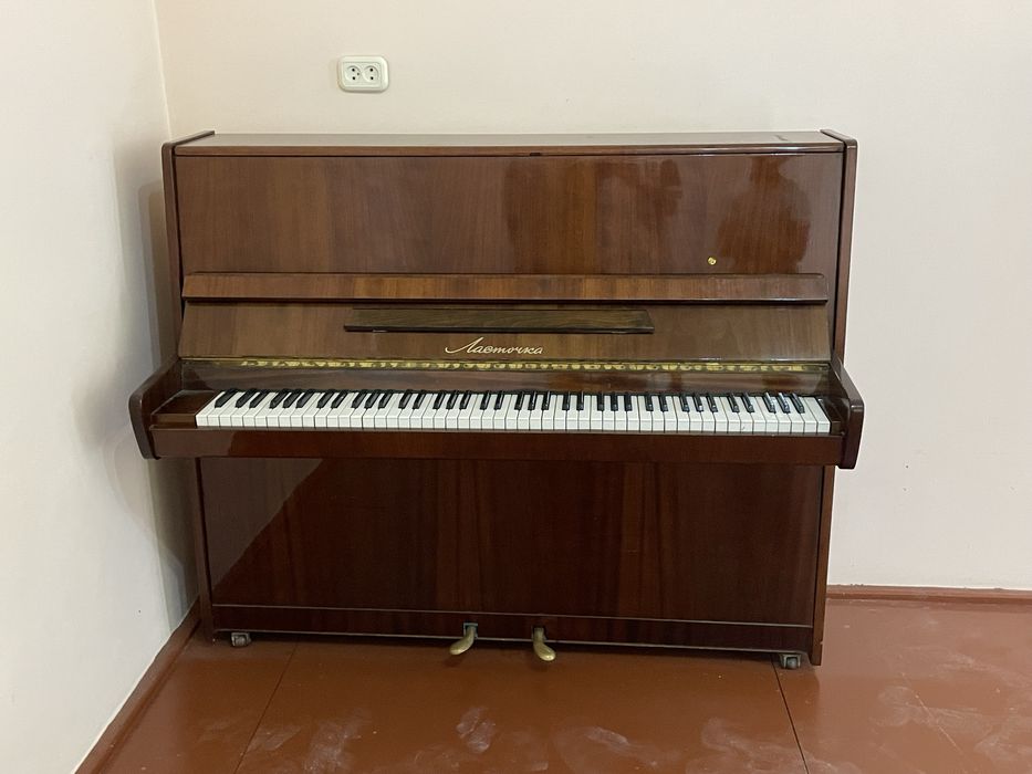 Pianino holati yangi 300$
