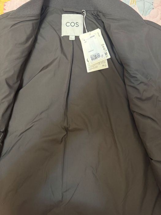Продам куртку Cos