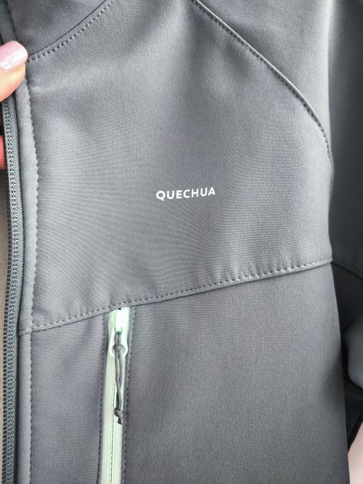 Geaca antivant Quechua 149-159/12 ani