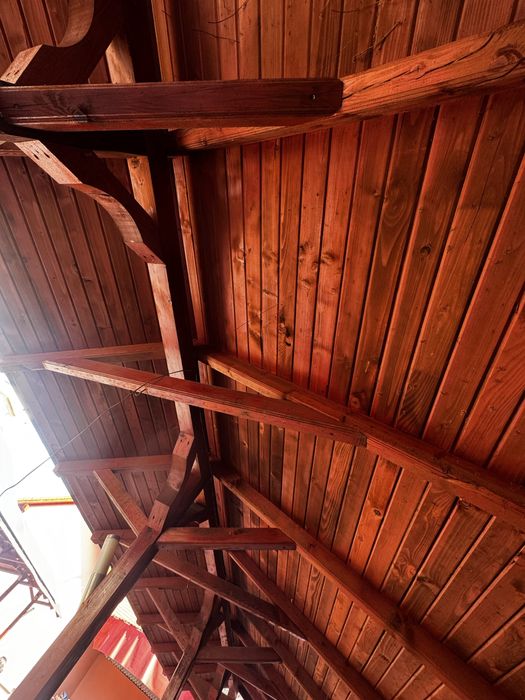 Foisor / Structura de lemn