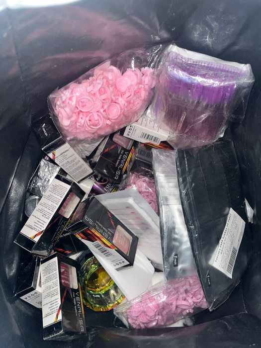 Se vinde tot ce se vede in poze.