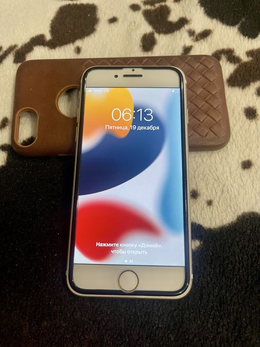 iPhone 7 в идеальном состоянии