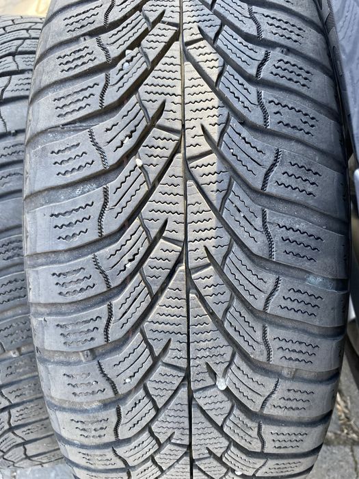 Jante cu cauciucuri de iarna