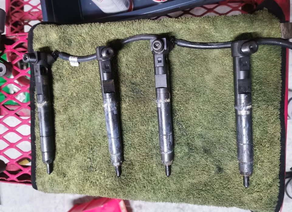 Injector 2.2 cdi Mercedes sprinter c cla a b e glc euro 5 și 6