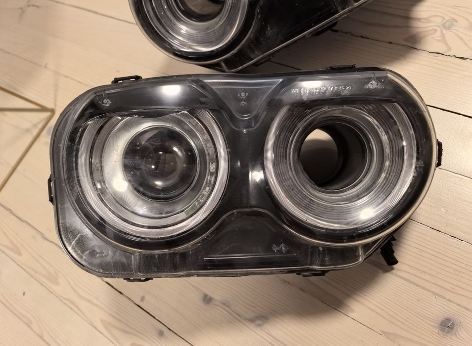 Dodge Challenger фарове 2015+