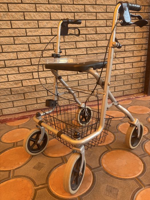 Взрослый роллятор для инвалидов