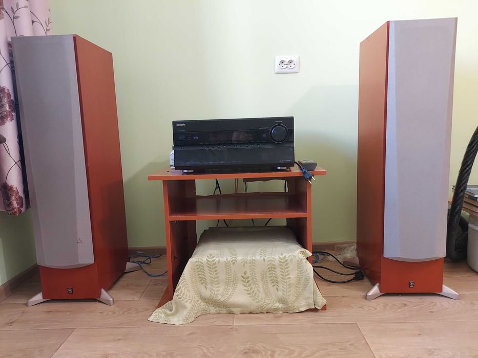 Напольные колонки Yamaha NS-6HX