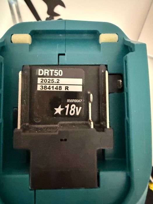 Makita DRT50Z mașină de frezat combinată 35 mm (Defect)