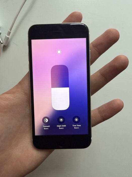 Iphone se 2020, 64 гб с коробкой