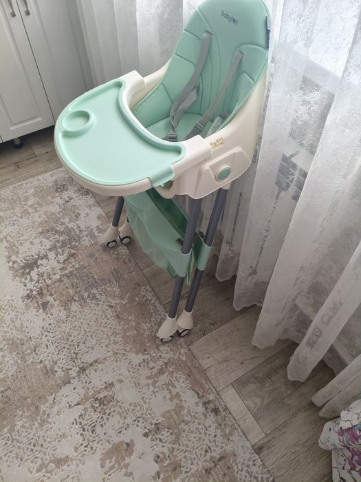 Продам стульчик для кормления