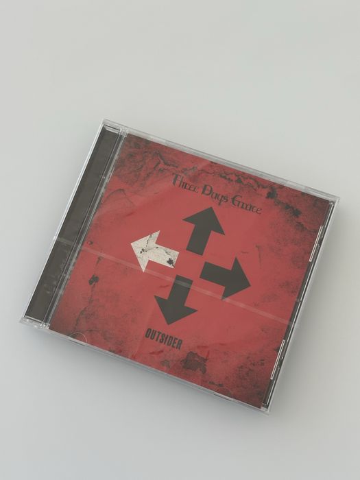 Three Days Grace - Outsider