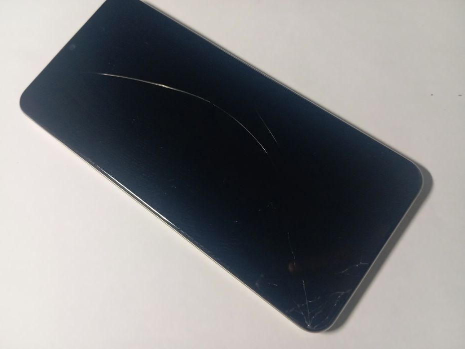 Телефон Реалми С61