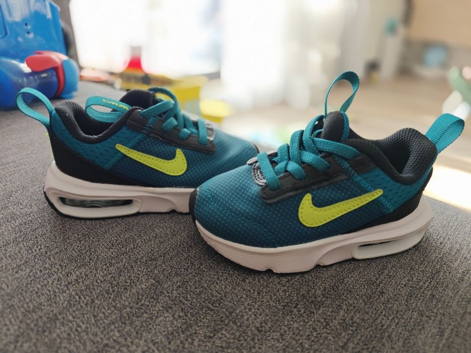 Nike Air Max 22 номер – оригинални бебешки маратонки