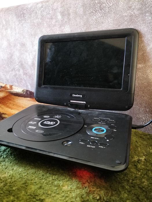 DVD плеер Elenberg