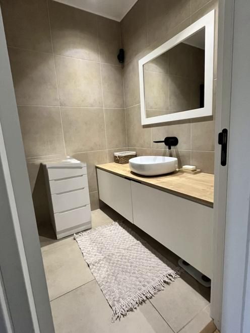 Дава се под наем Тристаен апартамент в София, Лозенец - 124 кв.м за 1500 € - Снимка #10