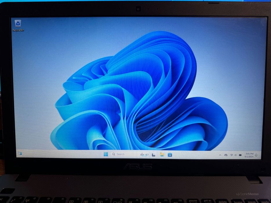 Asus X550CC-XX209,15.6",8GB, 1TB SSD, GeForce GT 720M, Intel® Core™ i3