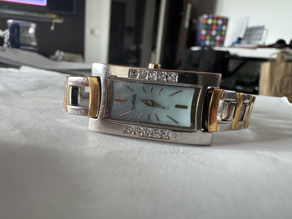 vand ceas dama Lorus