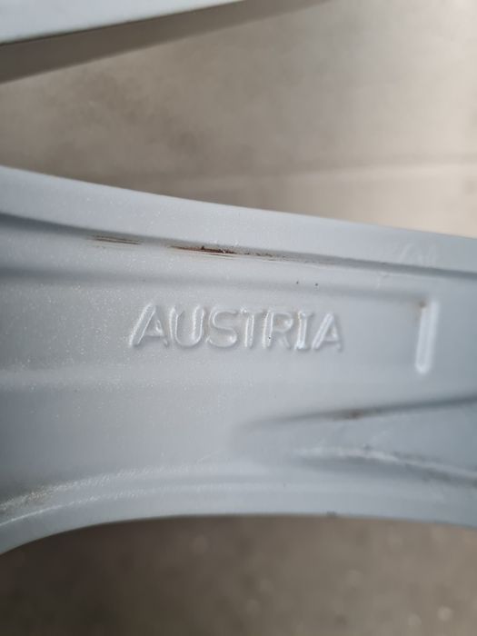 Оригинални джанти за BMW F10 R17 5x120 ET30 8J