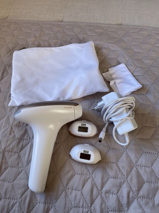 Фотоепилатор Philips Lumea Advanced