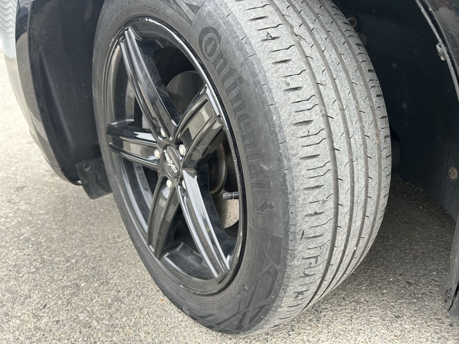 Jante + anvelope 5*108 215/50r17