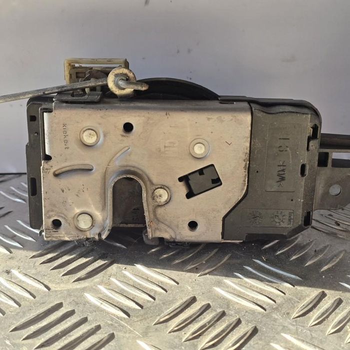 Broasca usa stanga fata Opel Zafira B Facelift