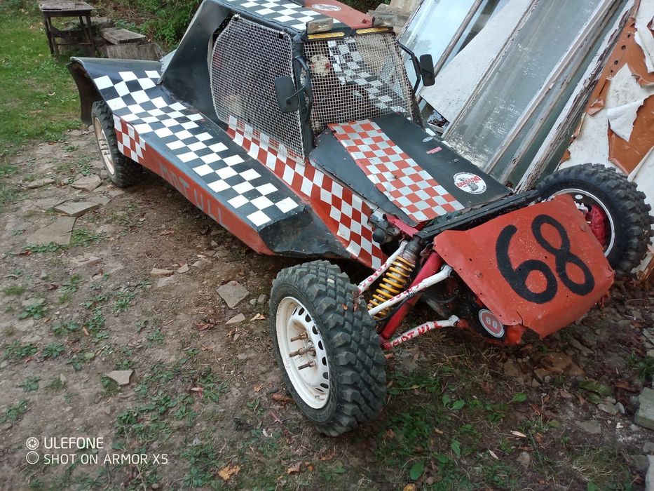 Бъги автомобил за offroad и автокрос