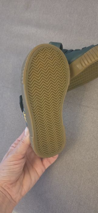 Adidasi h&m m24 baietel