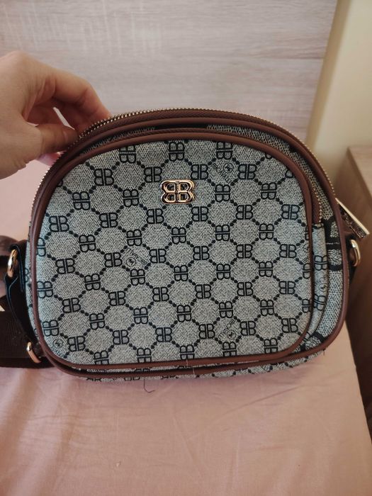 Дамска чанта с три отделения