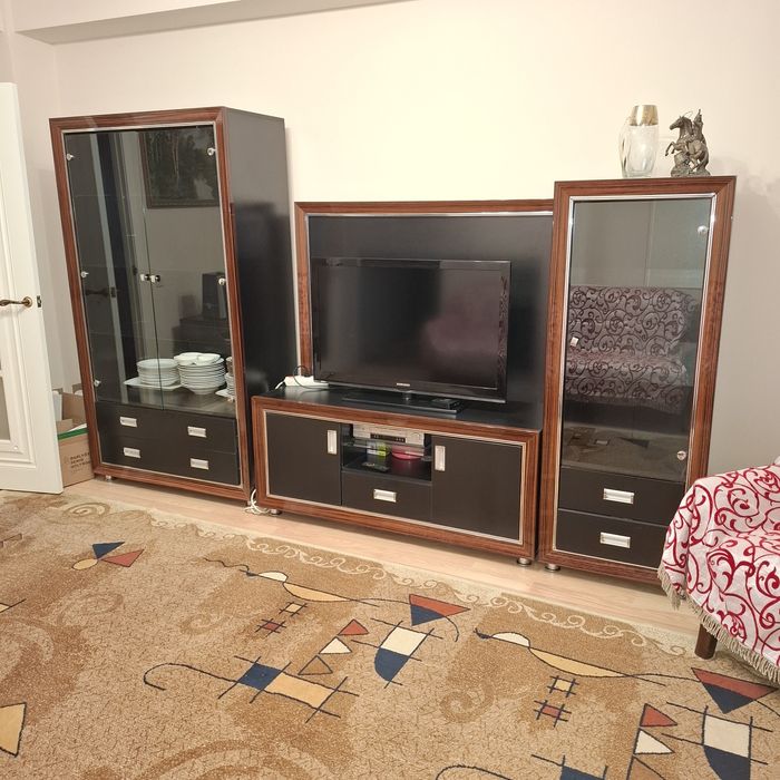 Гарнитура для зала, гостиной