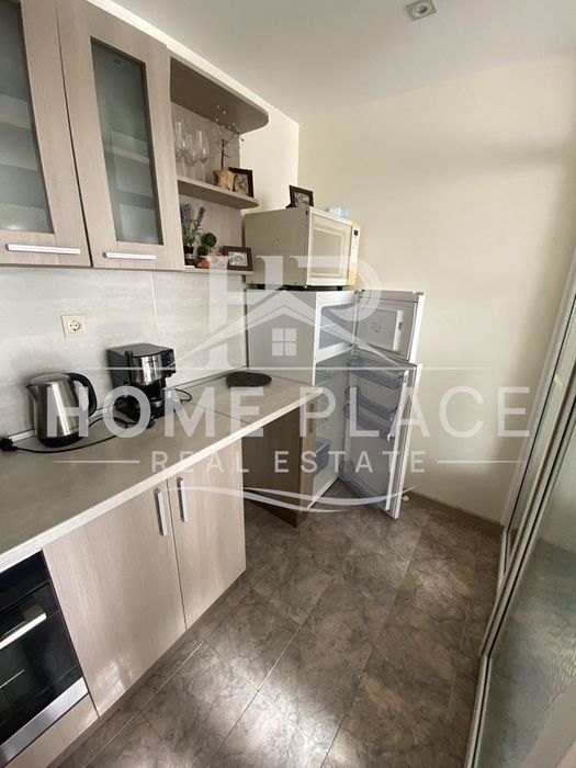 ДВУСТАЕН апартамент под наем - Център