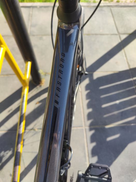 Велосипед giant fastfoad