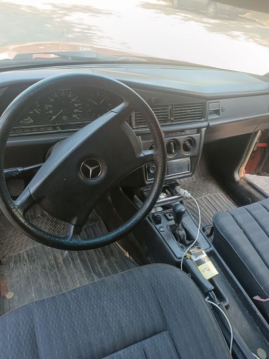 Mercedes 190, механика, 1988 год