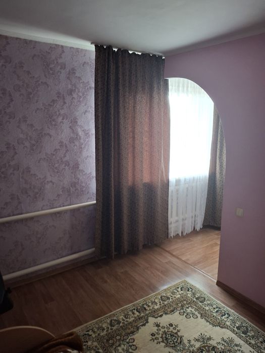 Сдам просторную комнату!