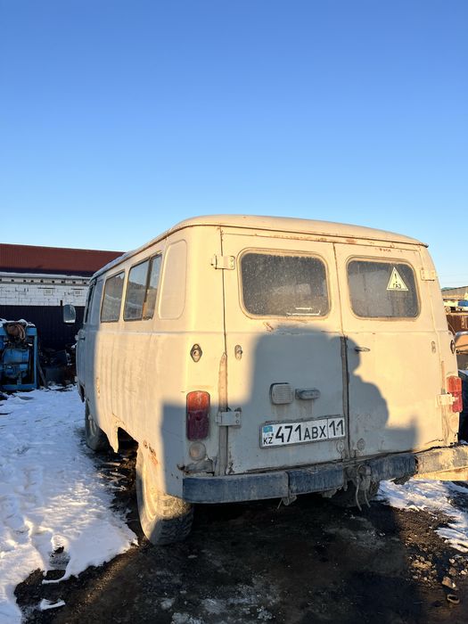 Продаю уаз буханка