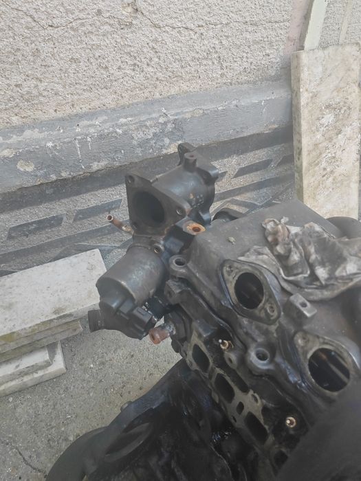 Vând accesorii motor Opel astra h 1.7 dizel Toate originale și funcționale.