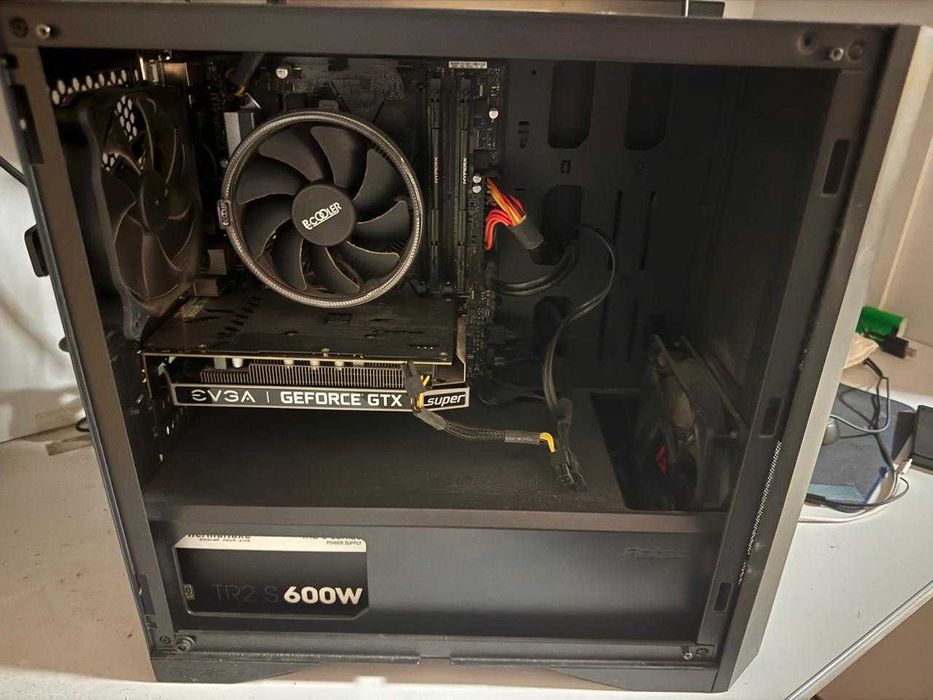 Продам игровой компьютер (системный блок)