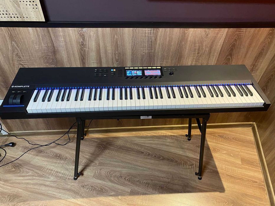 Native Instruments Komplete Kontrol S88 MK2 – Stare Excelenta