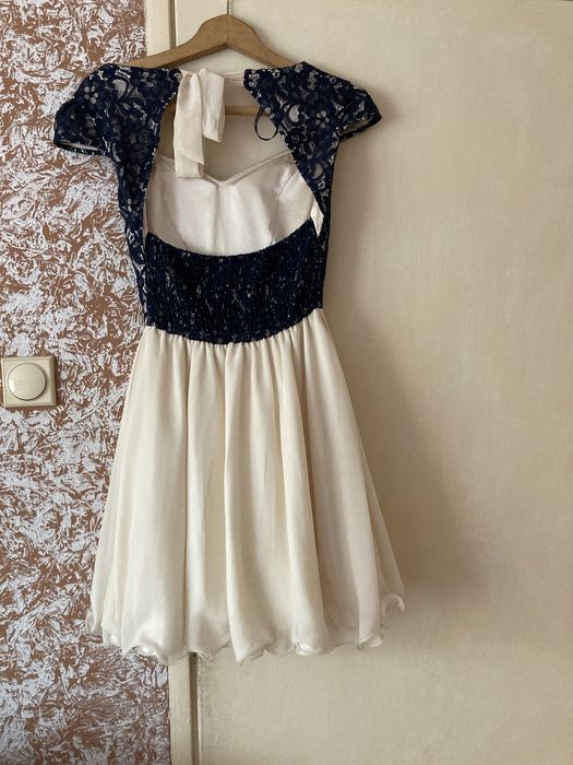 Официална рокля Chi Chi London