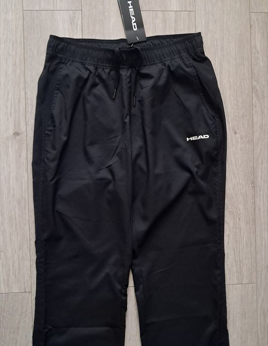 Дамски спортен панталон Head Club, размери M и XL.